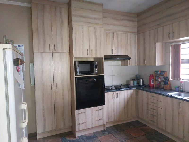 3 Bedroom Property for Sale in Glen Lilly Western Cape